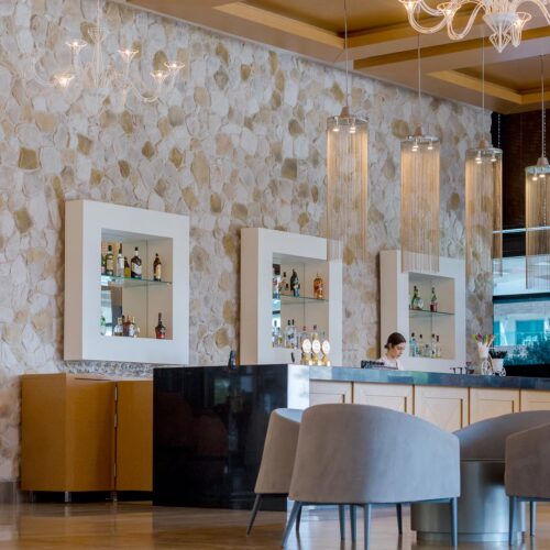 BLUE BAR & LOBBY BAR (2)