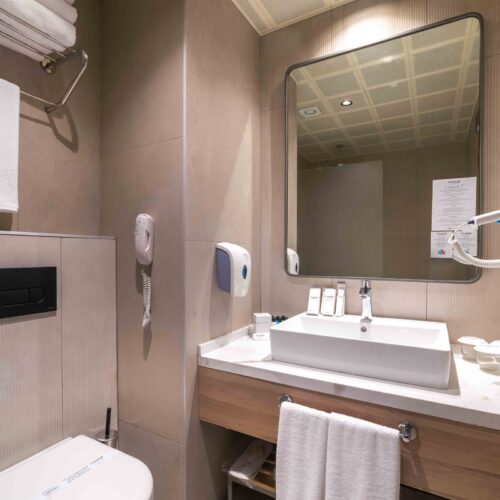 Numa Bay Exclusive - Superior Swim Up room-2