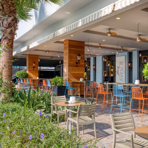 aveneu snack bar