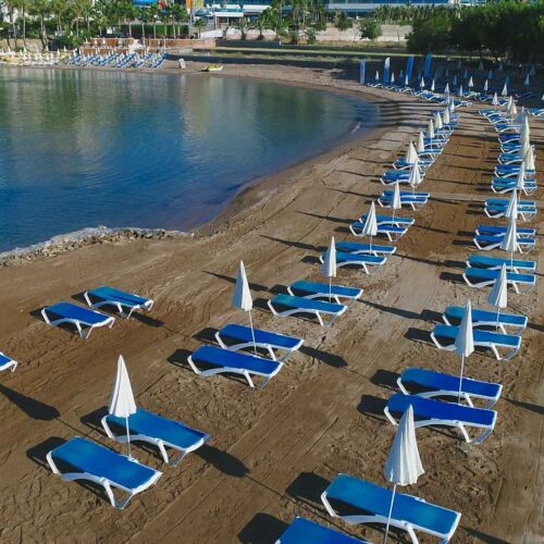 SUN-LOUNGERS-AT-THE-BEACH.jpg